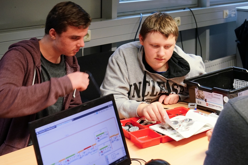 Tag_der_Technik_07_11.2015.jpg